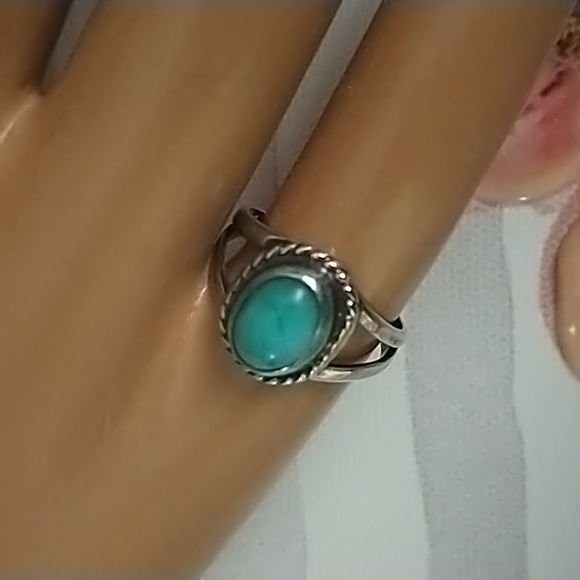 VTG Old Pawn Navajo Dainty Sterling & Turquoise - Picture 2 of 7